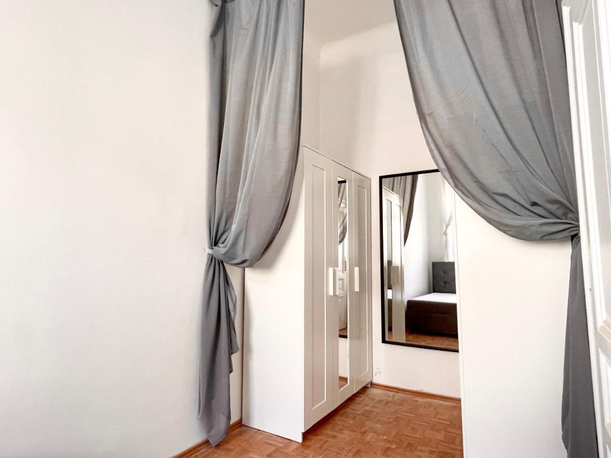 Apartamento Elegant At Famous Kutschkermarkt Viena